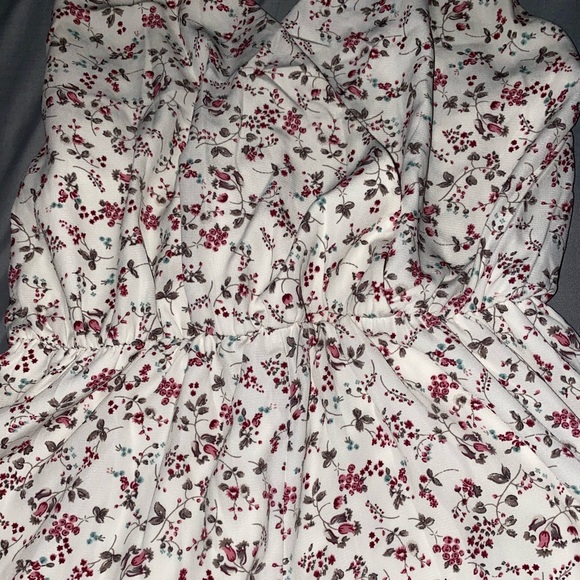 Romper - Picture 3 of 5